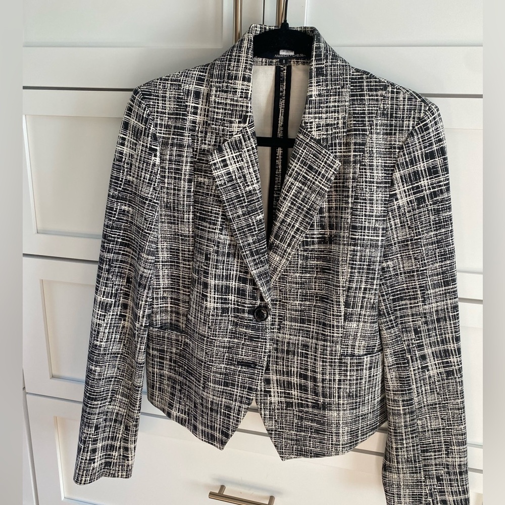 Amanda + Chelsea blazer